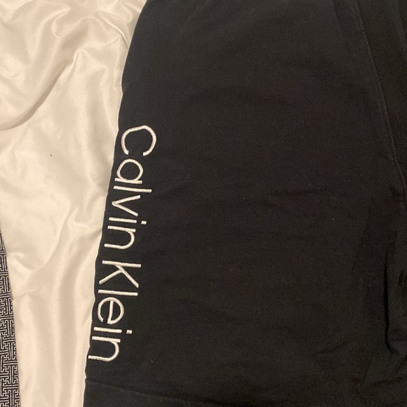 Men’s Calvin Klein XL shorts - Picture 6 of 6